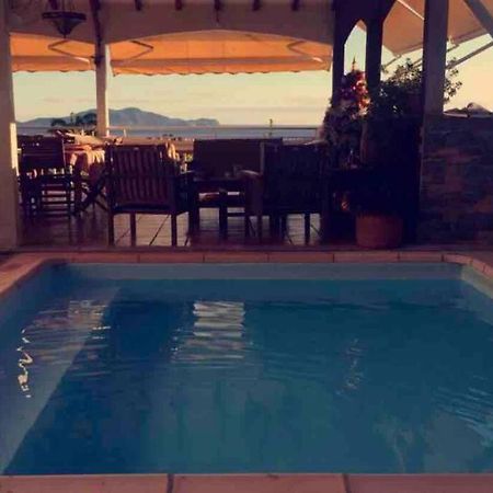 Face Aux Saintes Apartment Trois-Rivières Екстериор снимка